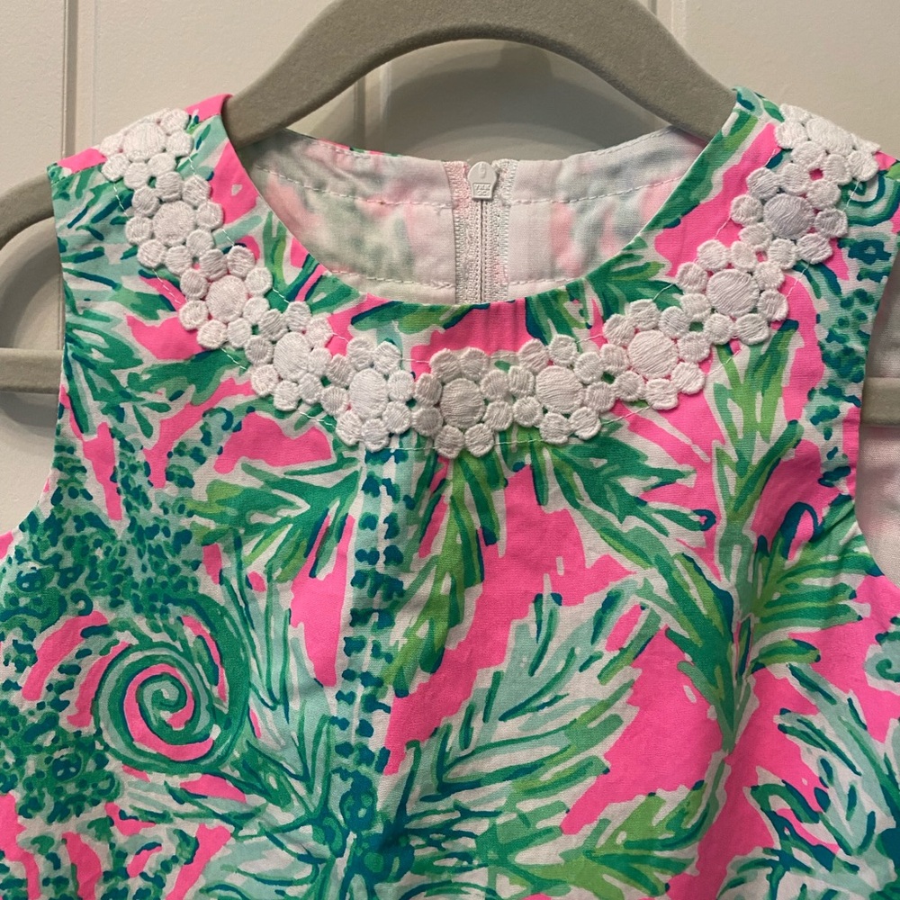 Girls Little Lilly Classic Shift Dress - Picture 2 of 7
